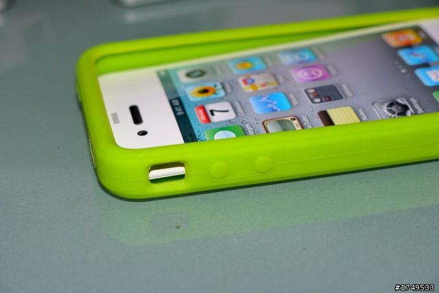 [開箱分享]千元以下日系 iPhone4 高質感 3H高硬度 彩殼 開箱 [同場加映：清爽 白綠雙星Silicon case]