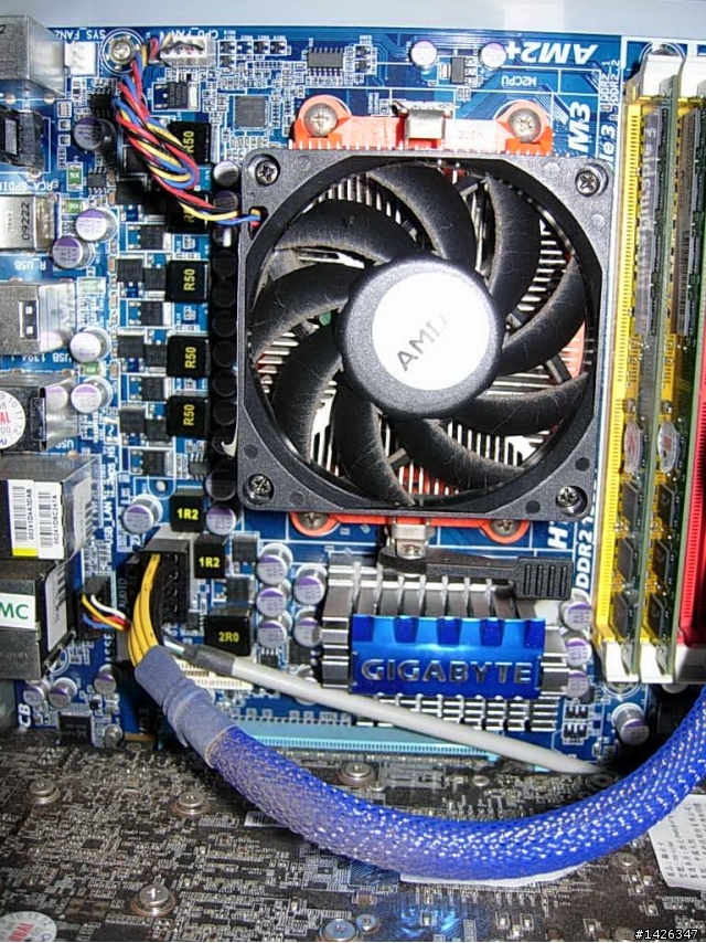 Hyper 212+可以裝進 樹昌 釉元素