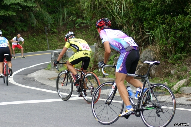 2010-09-11 AMD盃陽金公路自行車大賽--冷水坑叉路口