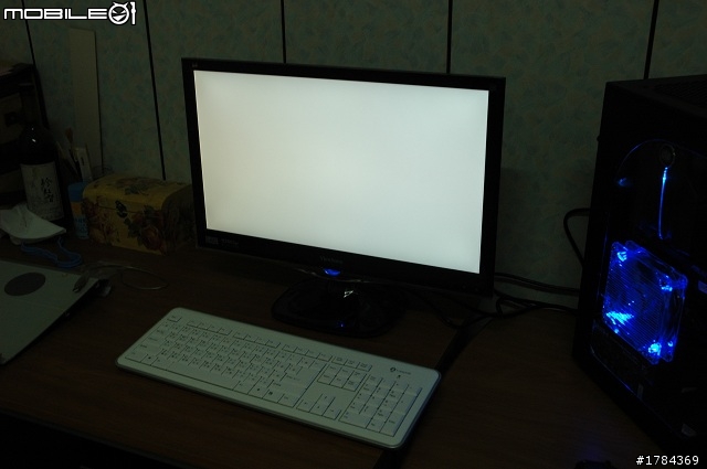 [開箱文]三隻鳥-VX2250-LED-非常不專業開箱