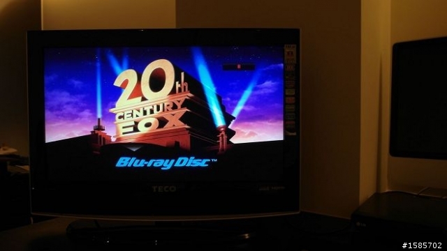 [開箱了]Our new TECO TL2612TR LCD~圖多