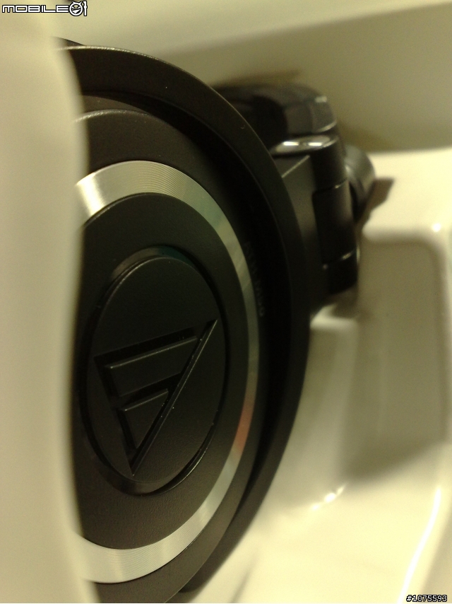 [開箱]沉靜的佼佼者，Audio-Technica M50