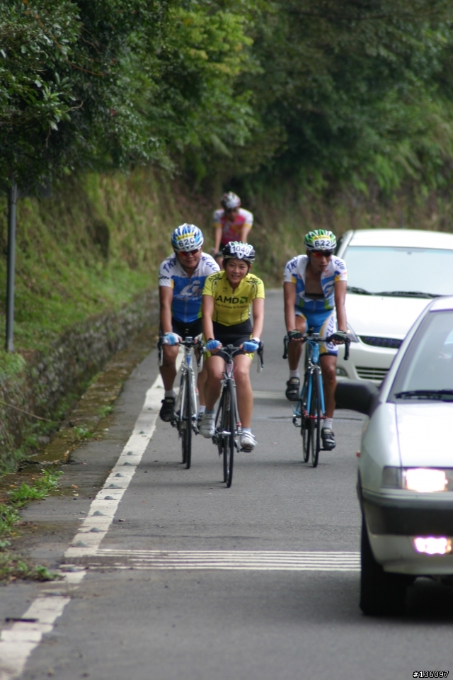 2010-09-11 AMD盃陽金公路自行車大賽--冷水坑叉路口