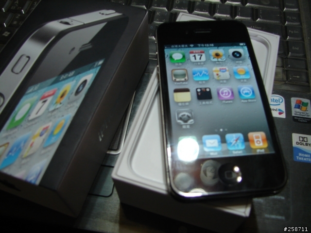 [簡單開箱] iPhone 4 32G 小小分享