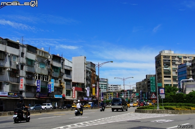 NEX_SEL18200試拍巧遇宅男女神