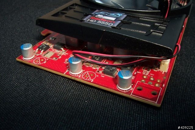 [中低階顯卡王接班人]ATI Radeon HD 5550 不專業開箱分享