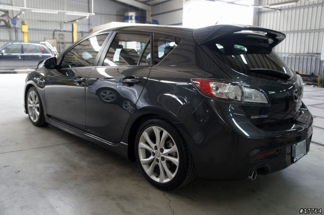 『正港過海』Mazda axela 前保導流板