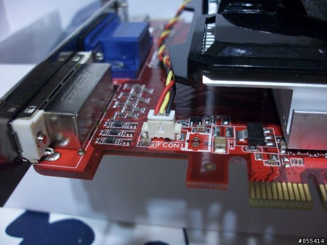 [純開箱]老砲兒的新夥伴 Asus EAH5670 DDR5 1GB