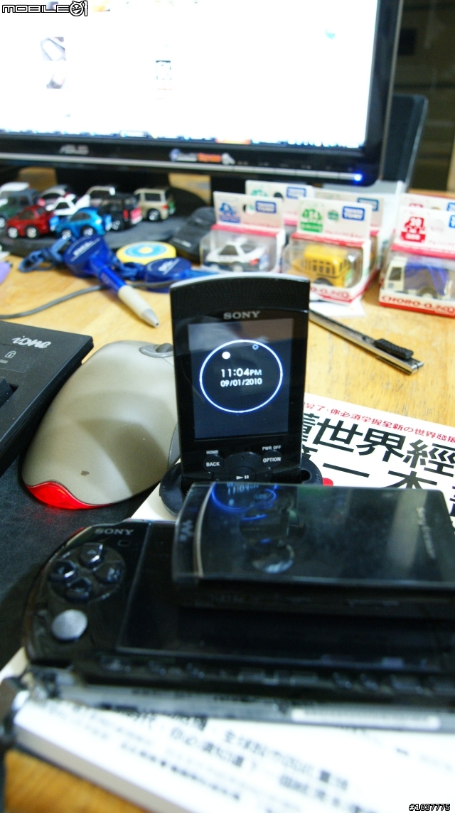 [開箱] SONY Walkman NWZ-S545 16GB MP3/MP4數位隨身聽