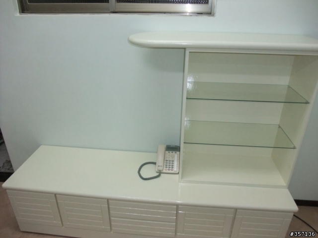 DIY 重新上漆 20 幾年電視櫃