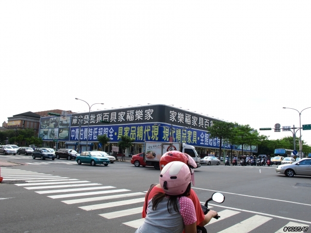出外靠朋友！行李靠箱神！環島之旅~~(圖很多請耐心收看)