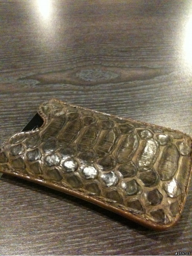 Iphone4 蟒蛇皮套
