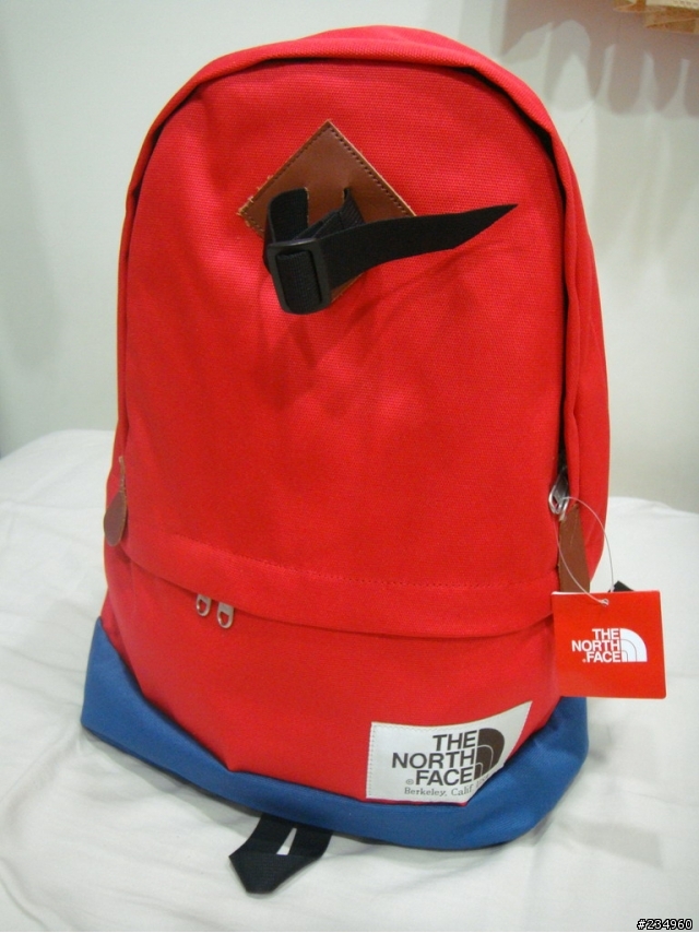 【分享】The north face 風衣 & 後背包
