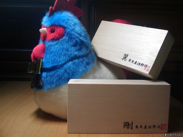 誰說結婚一定要買對戒~~我與女王的手工角矢對框