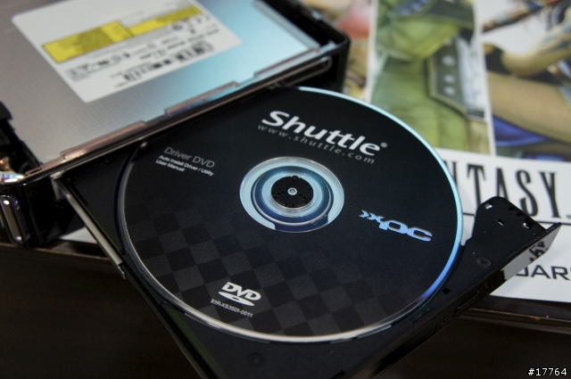 『體積小效能強』Shuttle XS35 輕薄登場