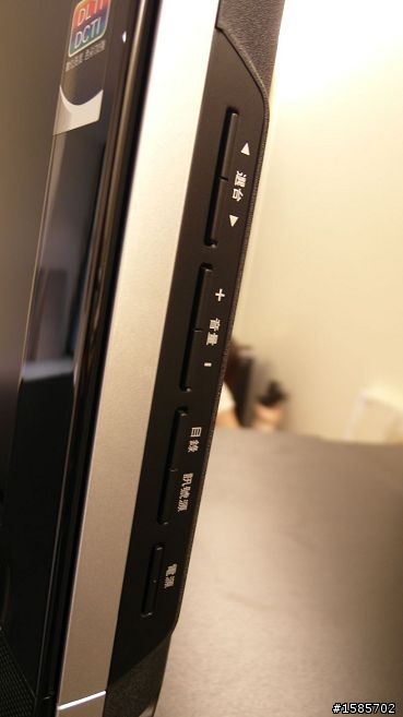 [開箱了]Our new TECO TL2612TR LCD~圖多