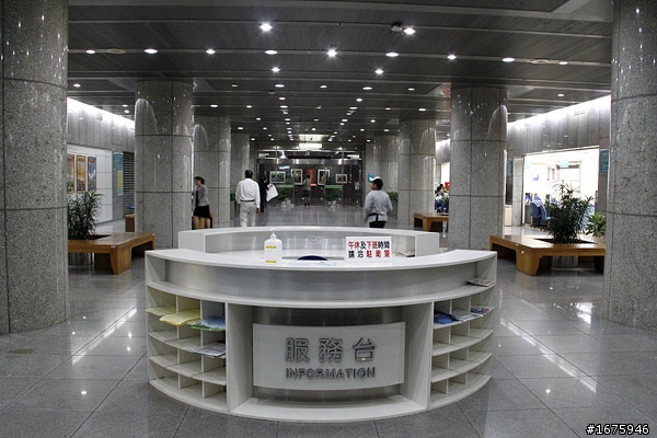 台北市政府大樓之我見，感覺有點像是一個服務業公司....