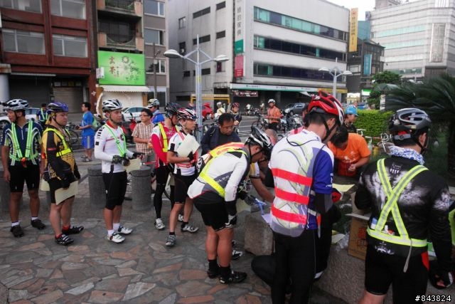 桃竹苗  .瘋200K 開小藍車.隨意拍  YA!!  S1