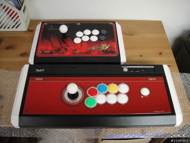 [開箱文] 360 HORI 大搖桿 Real Arcade Pro. EX Premium VLX ~~ Unboxing~~ 和 TE搖桿的比較圖