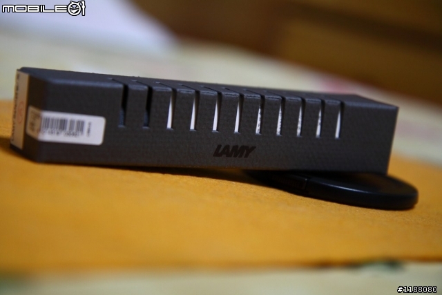 [說好的開箱文] 絕不唬爛!!說開箱就開箱~ Lamy  safari鋼筆