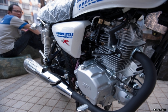 SYM 新車 野狼傳奇R125 150寬胎版正式登場，同場加映金發財125