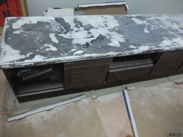 DIY 重新上漆 20 幾年電視櫃