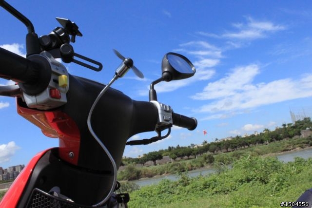 [分享]讓機車成為行動充電站 機車小U