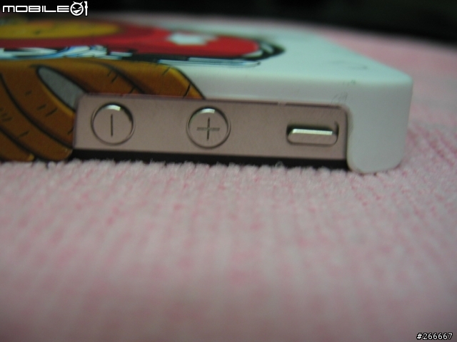 [開箱]ray-out ONE PIECE 音樂喬巴IP4保護殼 + 原廠IP4 Dock