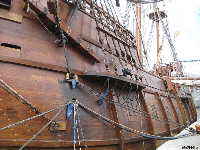 西班牙的逸品「仿古戰艦」基隆港現身!!(含正妹圖)