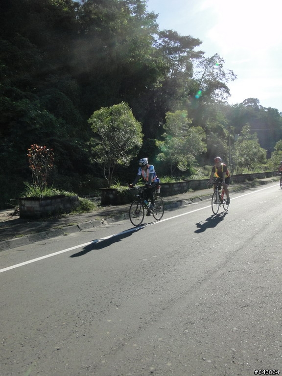 桃竹苗 .瘋200K 開小藍車.隨意拍 YA!! S3-1
