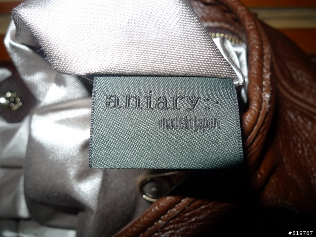 ＜開包文＞ａｎｉａｒｙ日本製側背手提兩用牛皮包台灣首發