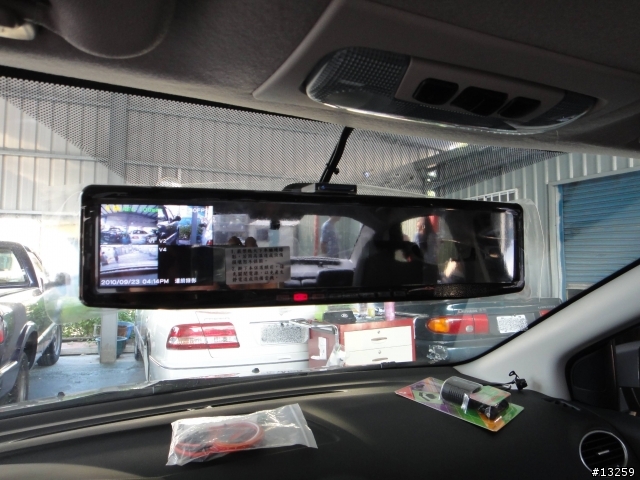 [開箱 分享] Focus TDCi 4D-新增行車紀錄器整合TPMS四張圖片