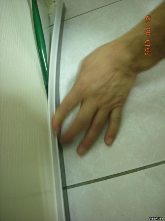 DIY 重新上漆 16 年房間門(包含拆移喇叭鎖完整過程圖示)