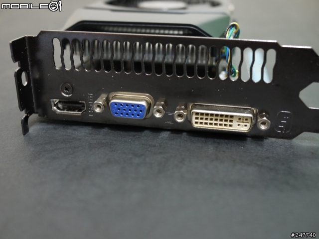 中階卡大熱鬥! ASUS GTS 450 TOP邁向戰國之路