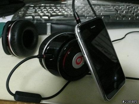 [香港潮拜之旅] Monster Beats by Dr Dre Studio之內心澎派的Beat TM音響電腦