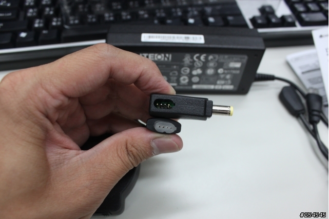 [開箱]DIGILION Dazzle S100 筆電超薄萬用變壓器