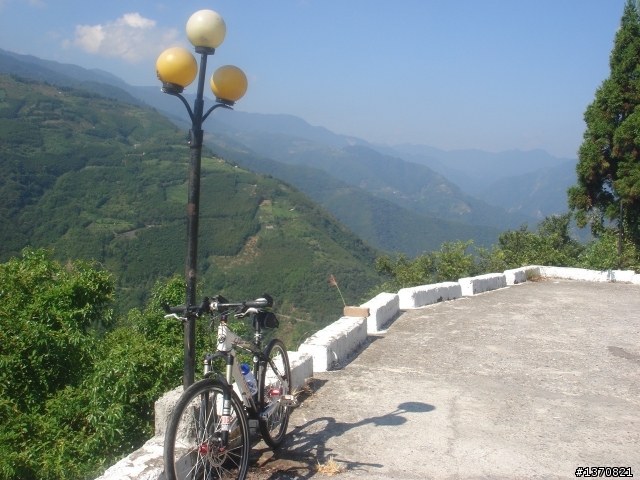 巴福越嶺古道單車行