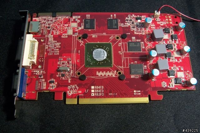 [中低階顯卡王接班人]ATI Radeon HD 5550 不專業開箱分享