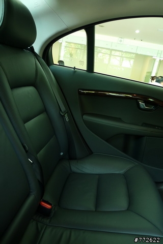 昨天下午到台北開會  賞VOLVO S80T   真的是有舒適到   開過真的覺得CP值有高到