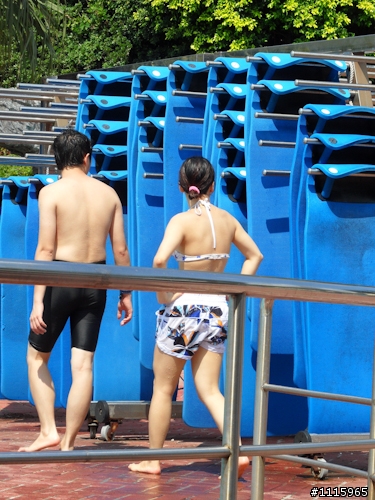 [wb650]抓住夏天最後的尾巴，我沒有食言的泳裝照來了！