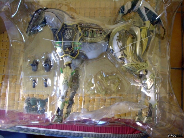 [開箱文分享]square-enix太空戰士 13 play arts 改系列 召喚獸 斬鐵劍 奧丁 可動人形