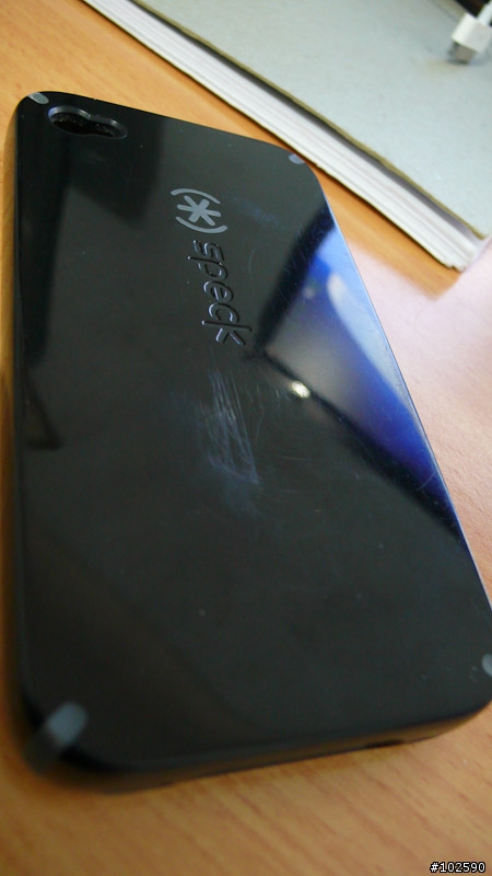 iPhone 4 + 保護殼 + 螢幕保護貼 (9/10 更新Apple原廠bumper)