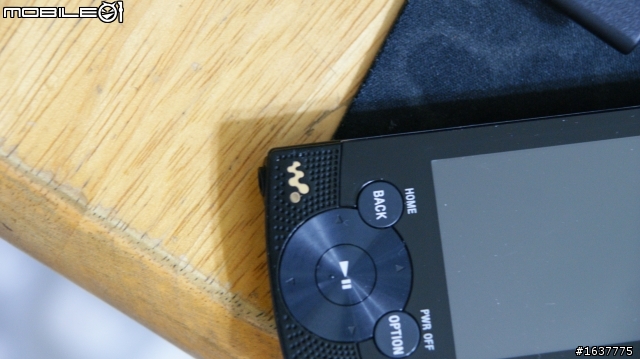 [開箱] SONY Walkman NWZ-S545 16GB MP3/MP4數位隨身聽