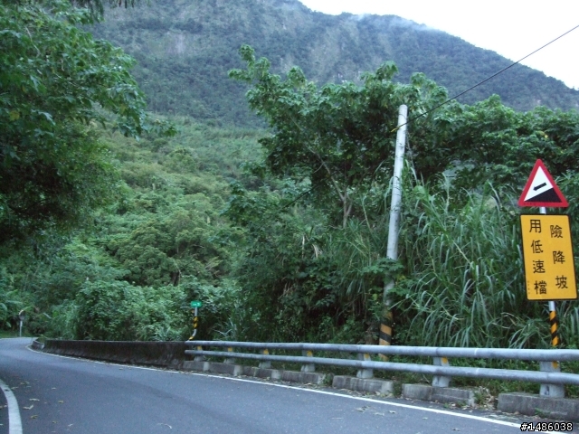 台23線的驚魂之旅，加碼六十石山賞金針花
