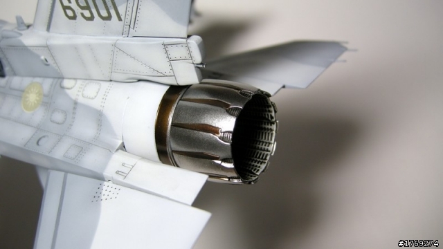 Kinetic 1/48 F-16F 台灣空軍塗裝