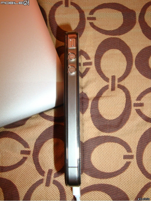 [開箱]power support iphone4 透明黑保護殼