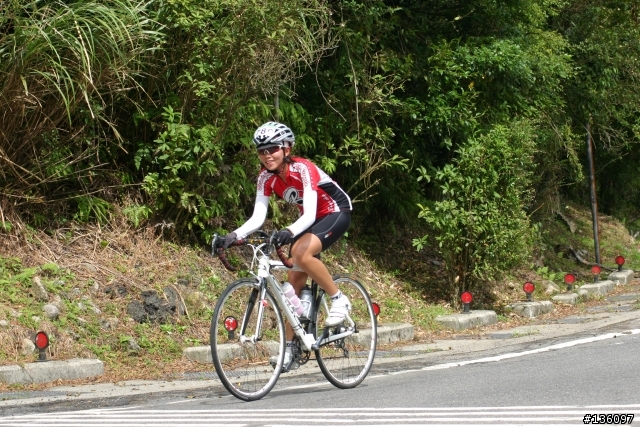 2010-09-11 AMD盃陽金公路自行車大賽--冷水坑叉路口