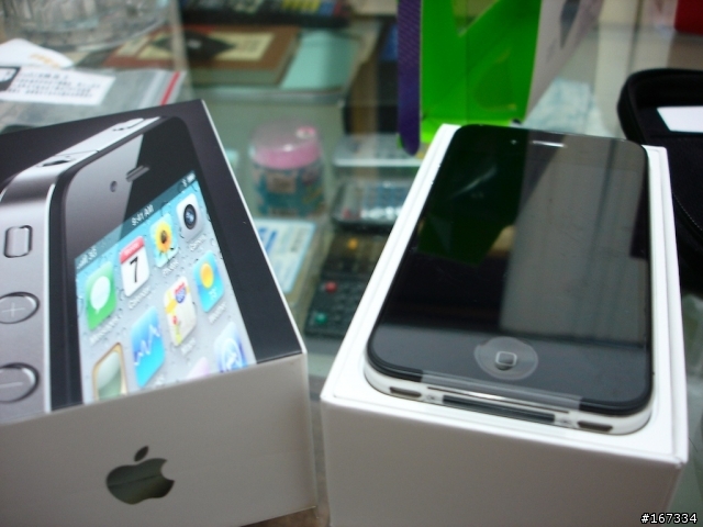 夜深人不靜-遠傳iPhone4世貿台北場首賣會分享（加映台哥大首賣）