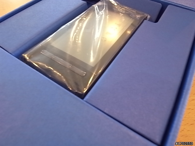 N5250簡易開箱~超便宜簡單觸碰手機