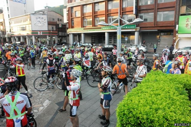 桃竹苗  .瘋200K 開小藍車.隨意拍  YA!!  S1